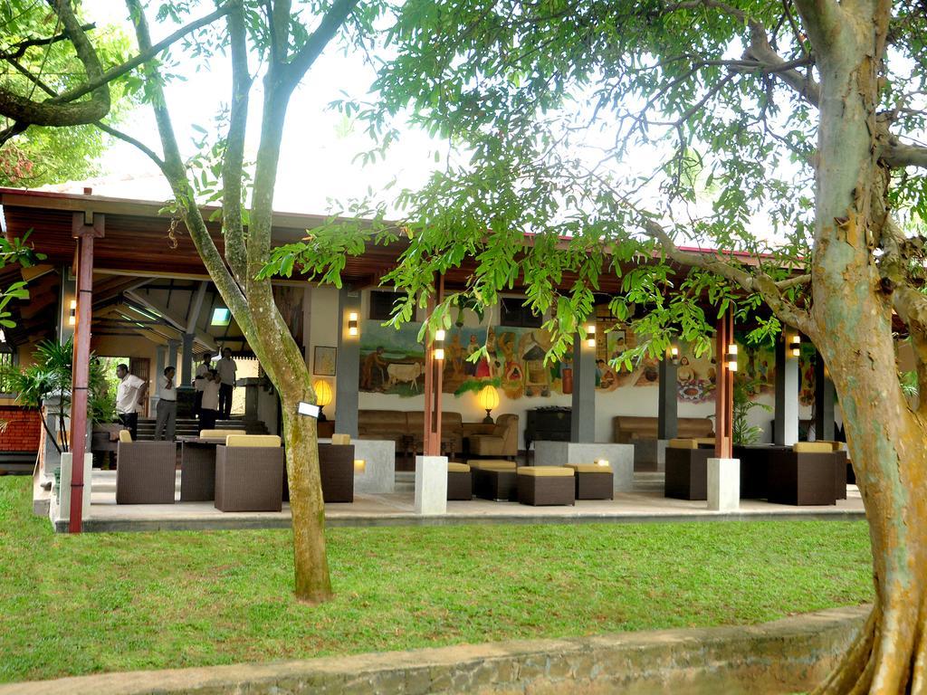 Siddhalepa Ayurveda Resort - All Meals, Ayurveda Treatment And Yoga Wadduwa Exterior foto